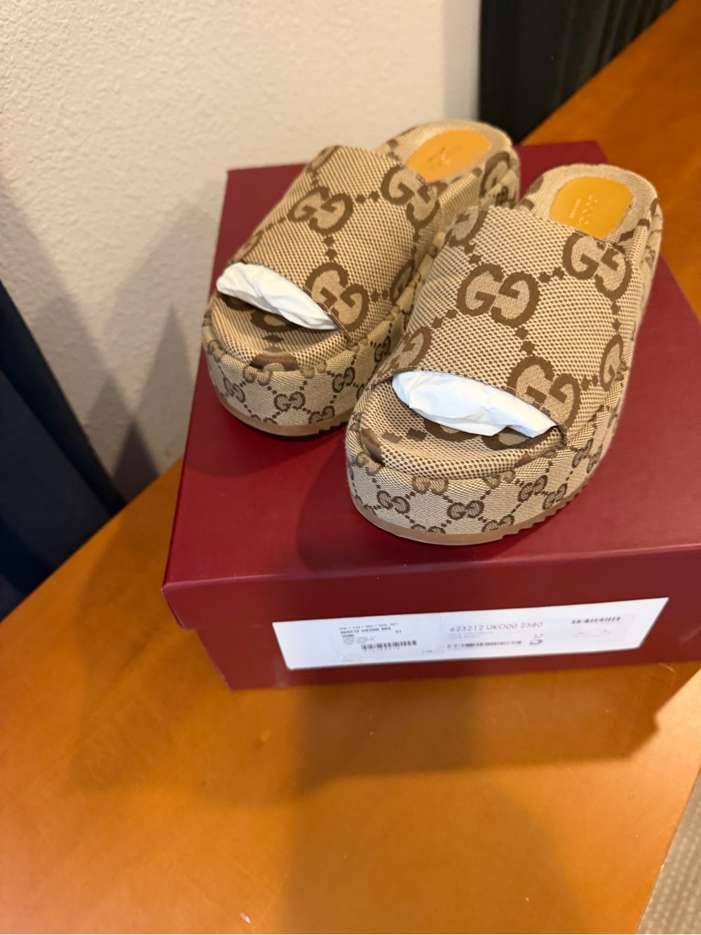 Gucci Tan GG Canvas Platform Slide Sandals - Picture 3 of 10